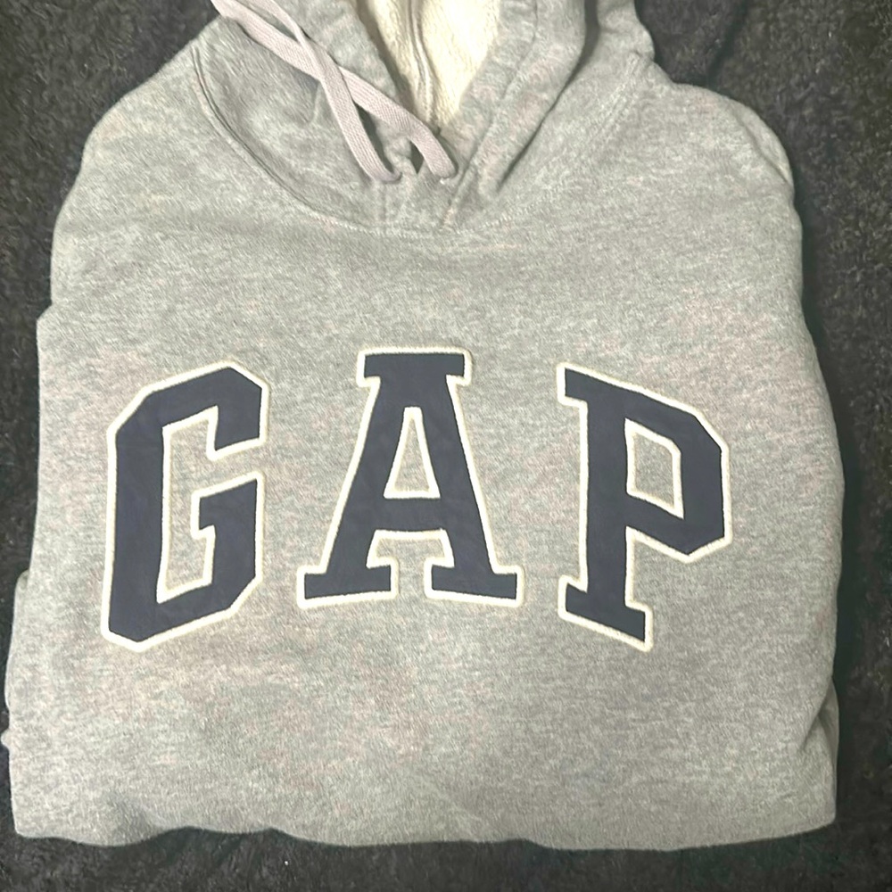 Grey gap hoodie